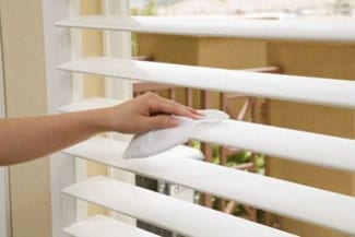 window blind cleaning